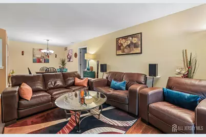 1702 Tanglewood Court, Helmetta, NJ 08828 - Photo 4