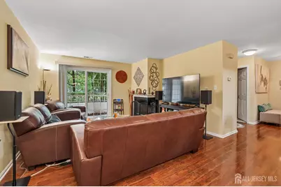 1702 Tanglewood Court, Helmetta, NJ 08828 - Photo 8
