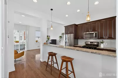 197 Roosevelt Drive, Wood Ridge, NJ 07075 - Photo 10