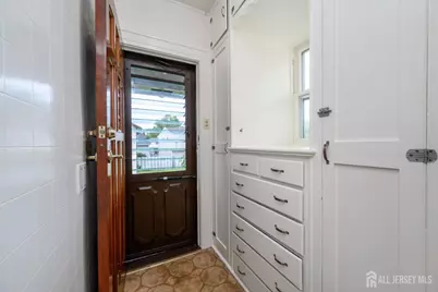938 Ray Avenue, Union Township, NJ 07083 - Photo 20