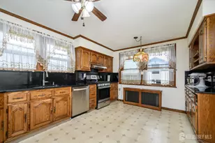 938 Ray Ave, Union Township, NJ 07083 - Photo 14
