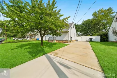 23 W Henry Place, Iselin, NJ 08830 - Photo 2