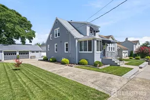 10 Krumb St, Sayreville, NJ 08872 - Photo 2