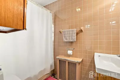 10 Krumb Street, Sayreville, NJ 08872 - Photo 16