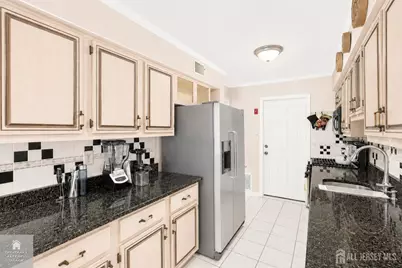 76 Lexington Circle, Old Bridge Township, NJ 07747 - Photo 6