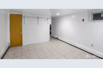 639 Johnstone Street, Perth Amboy, NJ 08861 - Photo 20