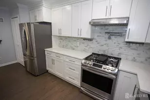 18 Robinhood Dr, Sayreville, NJ 08859 - Photo 22