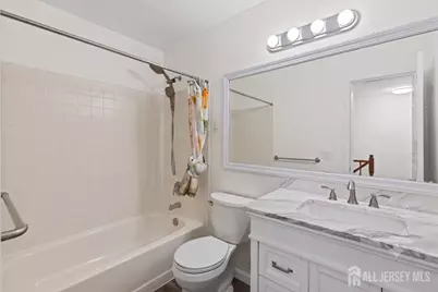 36 Albury Way, North Brunswick Township, NJ 08902 - Photo 16