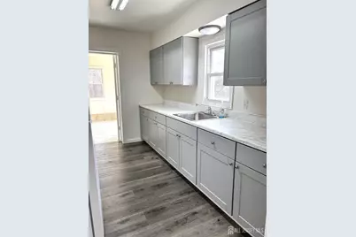 210 Second St Street, Middlesex, NJ 08846 - Photo 4