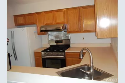265 Shady Oak Court, Piscataway Township, NJ 08854 - Photo 10