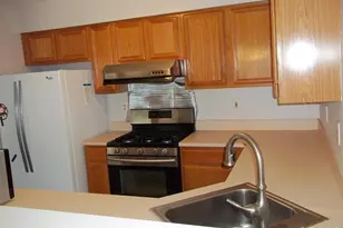 265 Shady Oak Ct, Piscataway Township, NJ 08854 - Photo 10