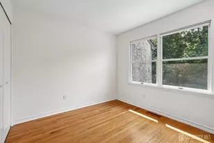19 Dorchester Dr, East Brunswick Township, NJ 08816 - Photo 24