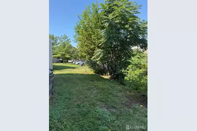 108 Lawrence Street, New Brunswick, NJ 08901 - Photo 4
