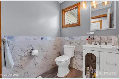 8 West Avenue, Middlesex County, NJ 08857 - Photo 18