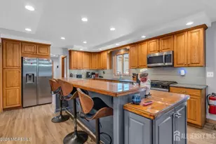 8 West Ave, Middlesex County, NJ 08857 - Photo 8