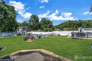 8 West Ave, Middlesex County, NJ 08857 - Photo 24
