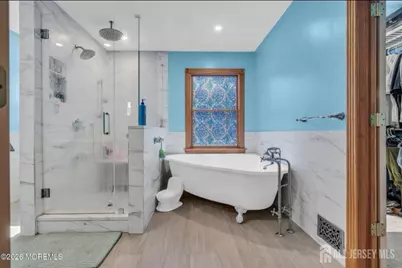 8 West Avenue, Middlesex County, NJ 08857 - Photo 14