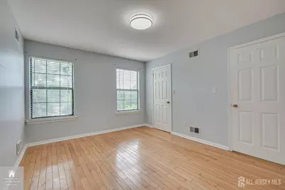 503 Woodbridge Commons Way, Iselin, NJ 08830 - Photo 14