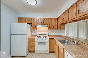 503 Woodbridge Commons Way, Iselin, NJ 08830 - Photo 8