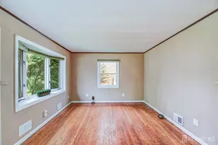 73 Townsend St, Milltown, NJ 08850 - Photo 4