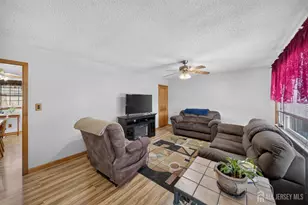 73 Ash St, Carteret, NJ 07008 - Photo 4