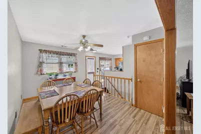 73 Ash Street, Carteret, NJ 07008 - Photo 6