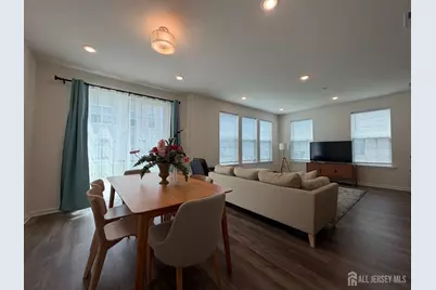 718 Station Road, Dunellen, NJ 08812 - Photo 4