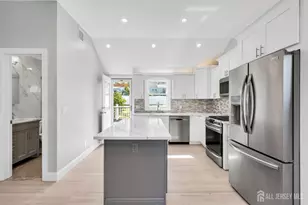 185 E Cliff Rd, Colonia, NJ 07067 - Photo 8