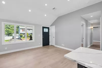 185 E Cliff Road, Colonia, NJ 07067 - Photo 4