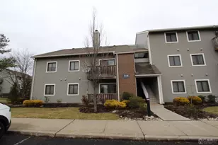604 Ravens Crest Dr, Plainsboro Township, NJ 08536 - Photo 2
