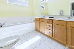 19 Appleby Dr, Helmetta, NJ 08828 - Photo 20