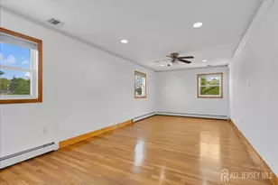 95 E Calvert Ave, Edison, NJ 08820 - Photo 28