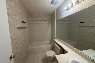 225 Rachel Ct, Franklin Township, NJ 08823 - Photo 10