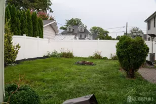 150 Farragut Ave, Middlesex, NJ 08864 - Photo 16