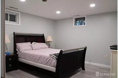 150 Farragut Avenue, Middlesex, NJ 08864 - Photo 14