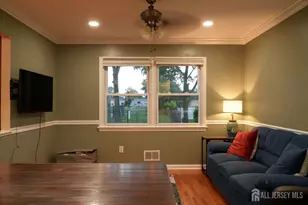 150 Farragut Ave, Middlesex, NJ 08864 - Photo 8