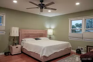 150 Farragut Ave, Middlesex, NJ 08864 - Photo 4