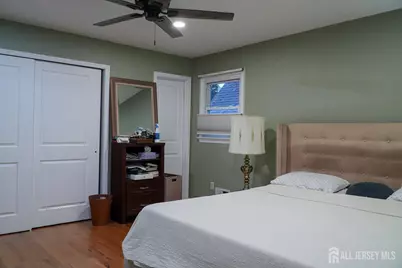 150 Farragut Avenue, Middlesex, NJ 08864 - Photo 6