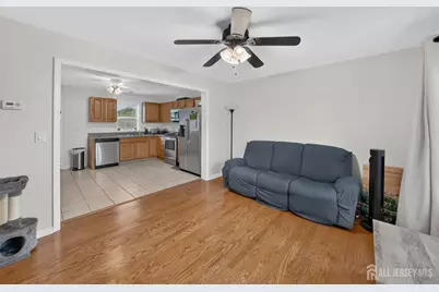 907 Harris Avenue, Union Beach, NJ 07735 - Photo 4