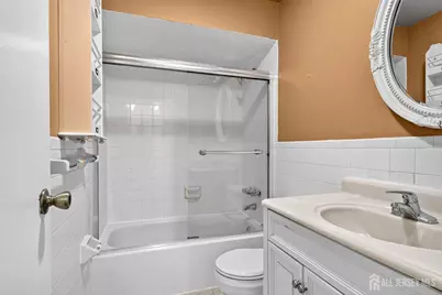 71 Highview Drive, Woodbridge Township, NJ 07095 - Photo 20