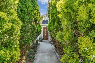 12 Jacobson Street, Sayreville, NJ 08872 - Photo 2