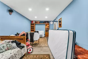 38 Jackson Ave, Carteret, NJ 07008 - Photo 12