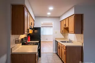 4-H Quincy Circle, South Brunswick Township, NJ 08810 - Photo 6