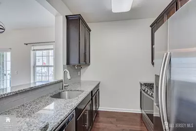 712 Strassle Way, South Plainfield, NJ 07080 - Photo 14