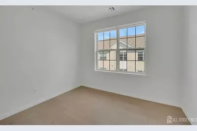 644 Lorhan Drive, Piscataway Township, NJ 08854 - Photo 18