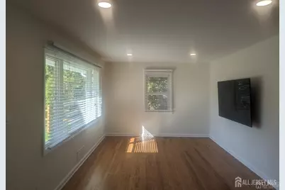 6 Hillside Avenue, Jamesburg, NJ 08831 - Photo 8