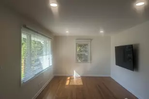 6 Hillside Ave, Jamesburg, NJ 08831 - Photo 8