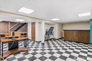 15 Bonham Dr, Edison, NJ 08837 - Photo 20
