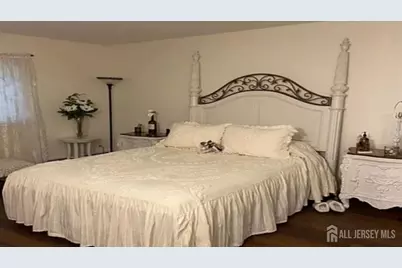 703 Cricket Lane, Woodbridge Township, NJ 07095 - Photo 10