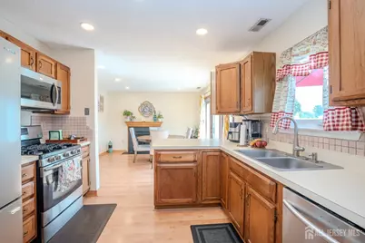 63 Carlisle Court, Old Bridge Township, NJ 08857 - Photo 20
